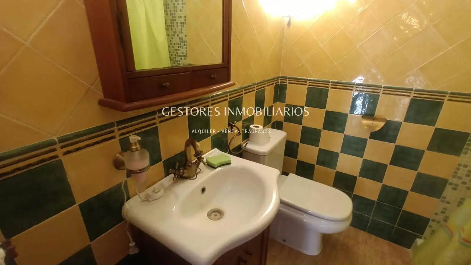 Badezimmer von Maisonette zum Verkauf in Cocentaina mit Klimaanlage, Heizung und Terrasse