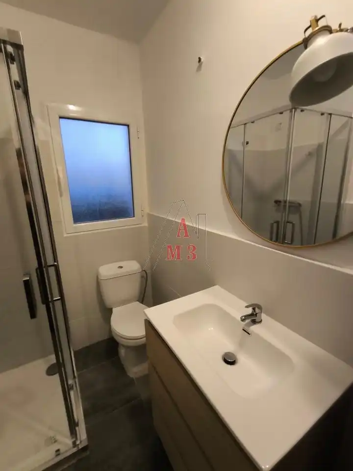 Baño de Piso para compartir en León Capital  con Calefacción y Amueblado