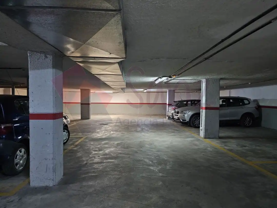 Parking for sale in Calle Estanque 10, imagen 4