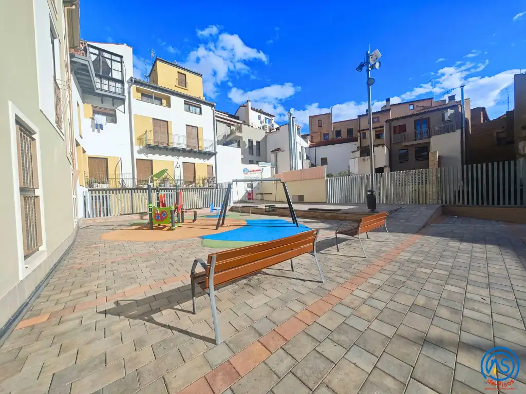 Local comercial de lloguer a Plaza del Señor Tomás 5, imagen 12