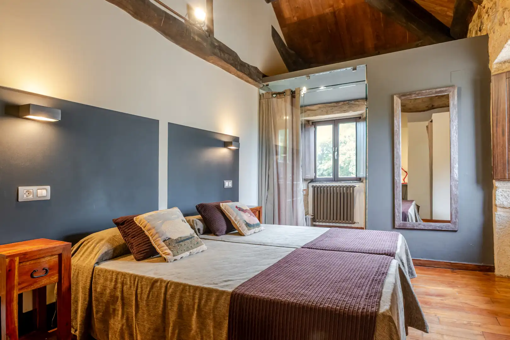 Bedroom of Commercial properties for sale in Friol  with Furnished