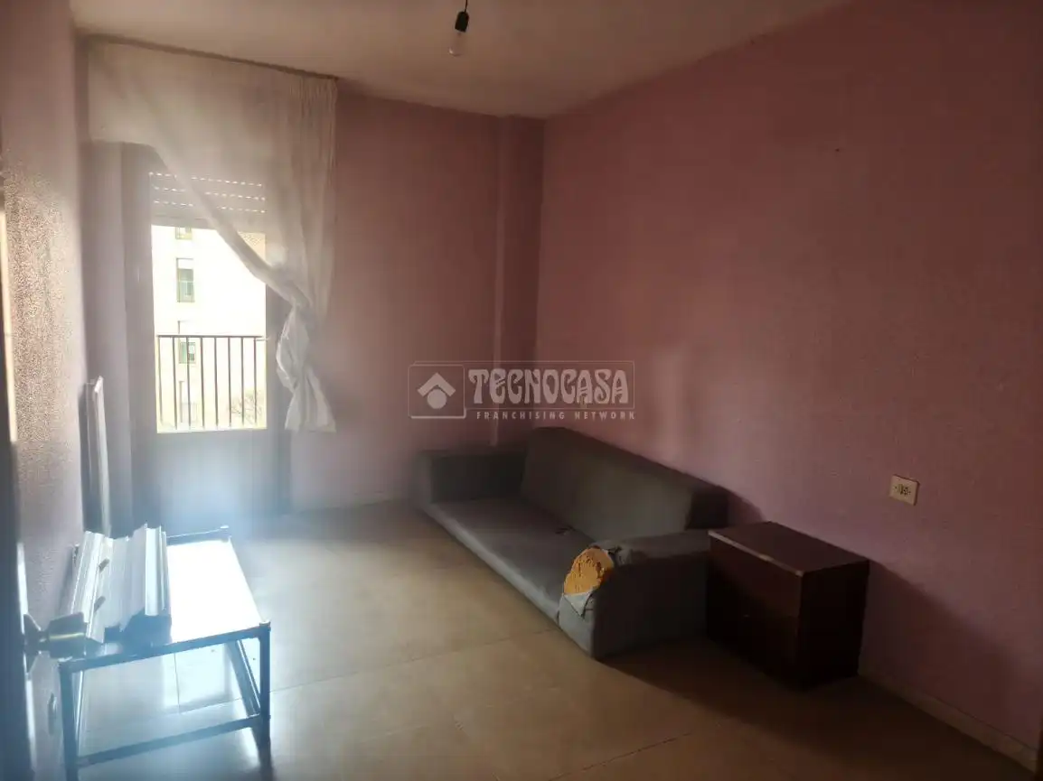 Habitación de Piso en venta en La Bañeza  con Calefacción, Terraza y Trastero
