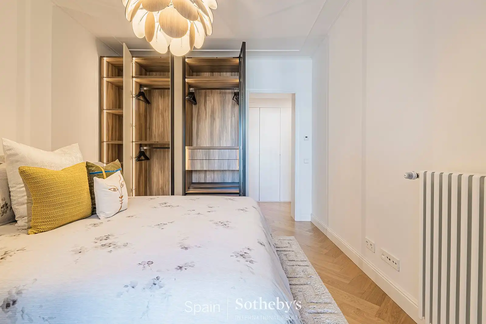 Schlafzimmer von Wohnungen zum Verkauf in Barcelona mit Klimaanlage, Heizung und Abstellraum