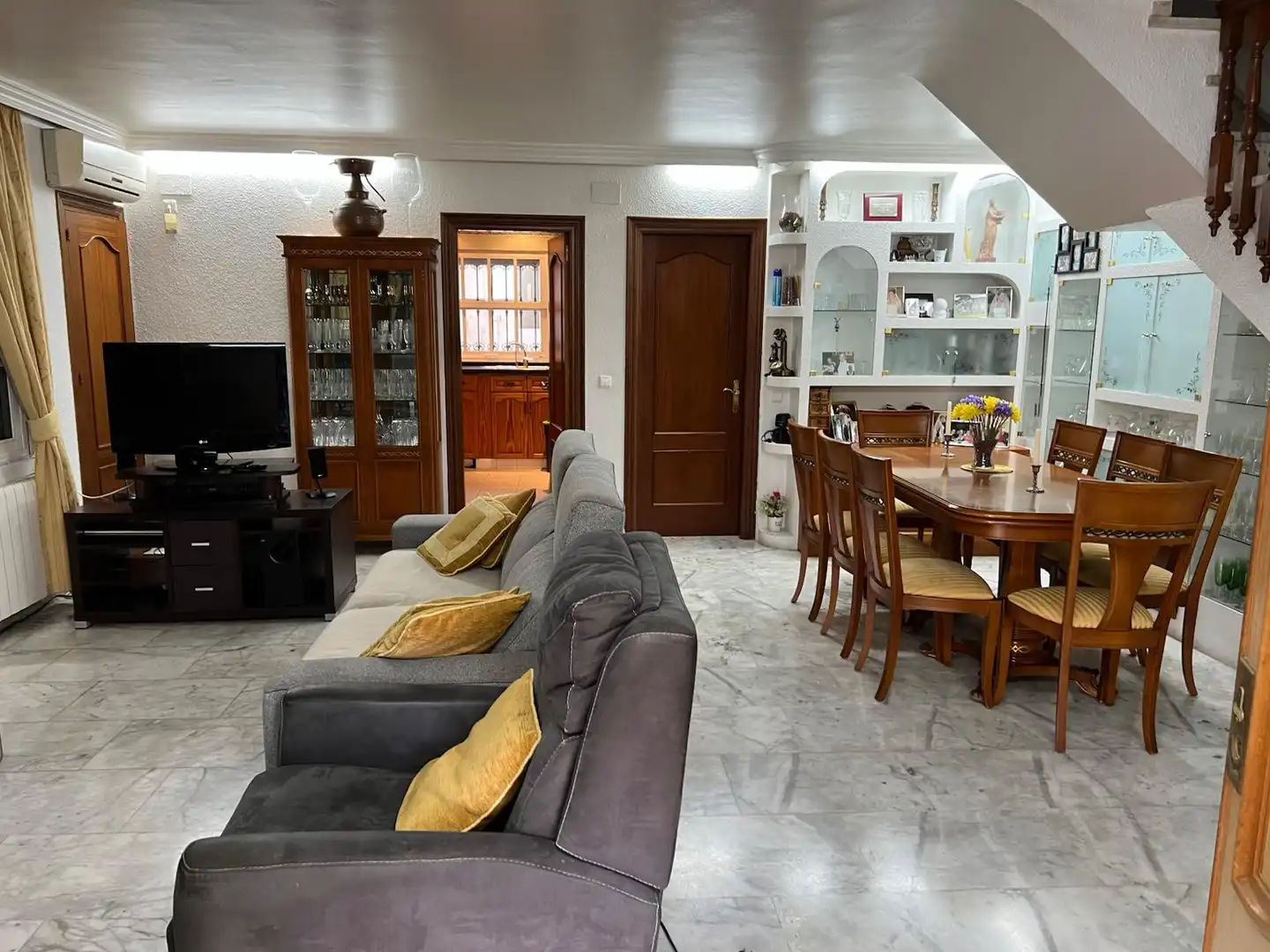 Casa amb terrassa en venda a Nueva Andalucía, imagen 3