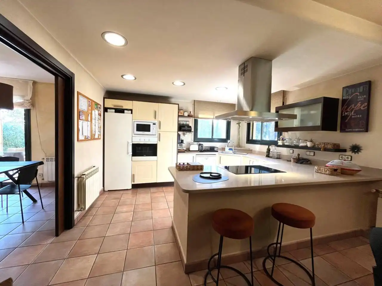 Cocina de Casa o chalet en venta en Girona con Calefacción, Jardín privado y Terraza