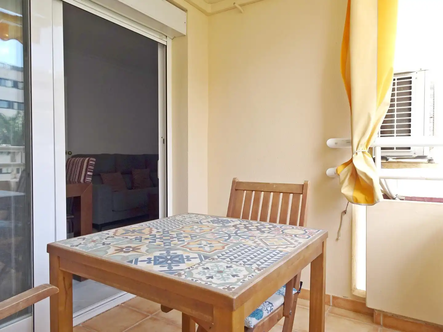 Terrasse von Wohnung zur Miete in Málaga mit Klimaanlage, Privatgarten und Terrasse
