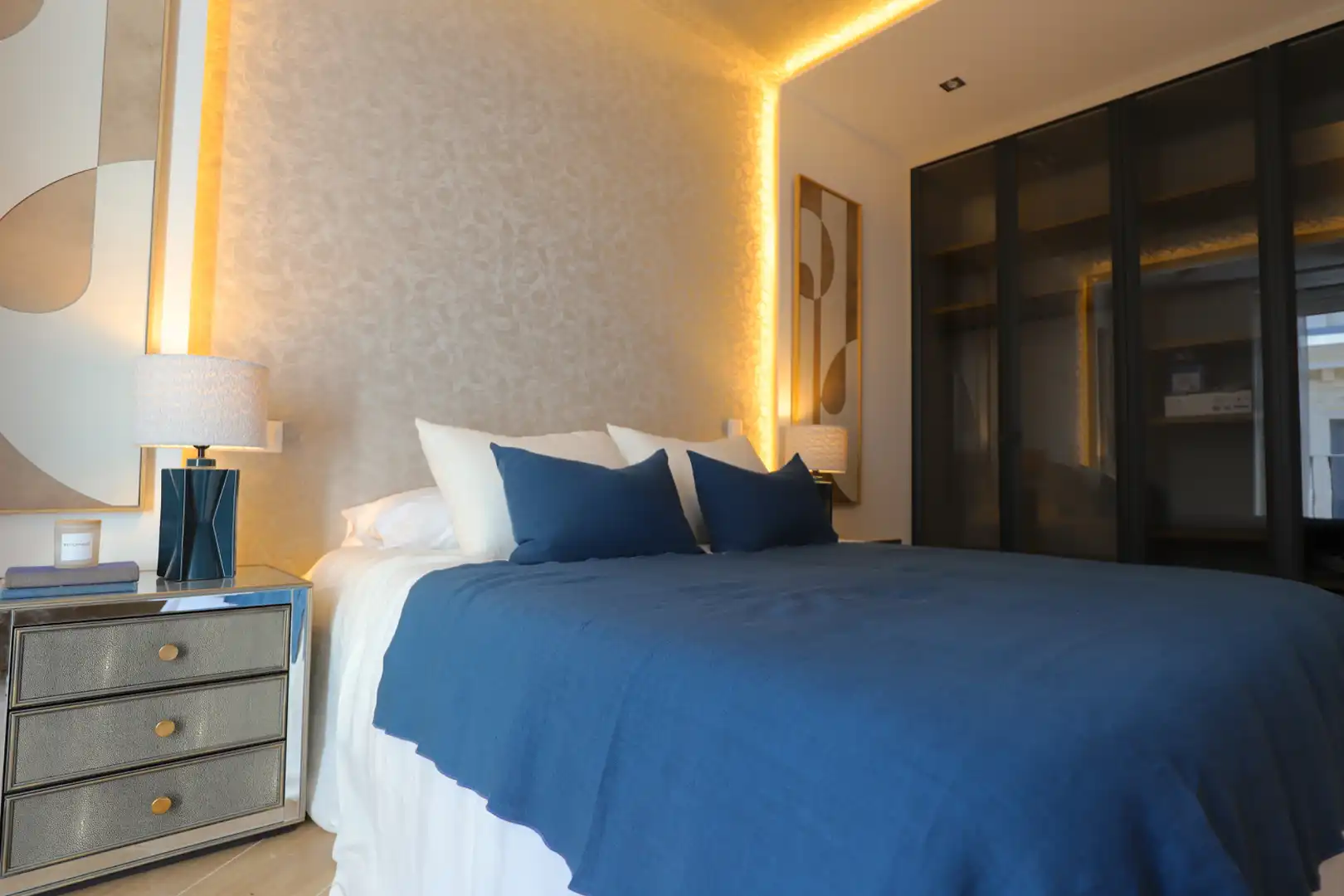 Bedroom of Houses for sale in Madrid  with Air Conditioner, Heating and Parquet flooring