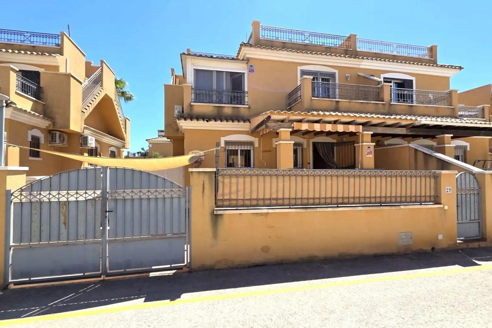 Reihenhaus mit Terrasse zum Verkauf in Calle C. Gotzone Mora 36, imagen 44