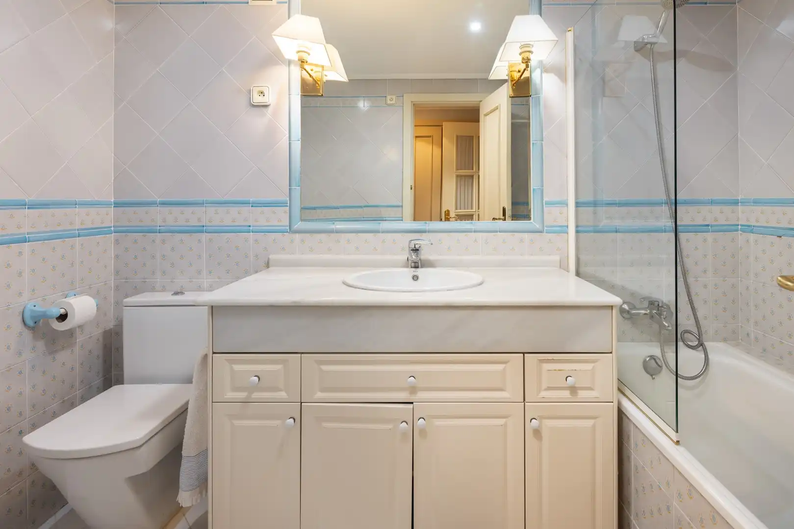 Baño de Piso en venta en Málaga con Aire acondicionado, Trastero y Amueblado