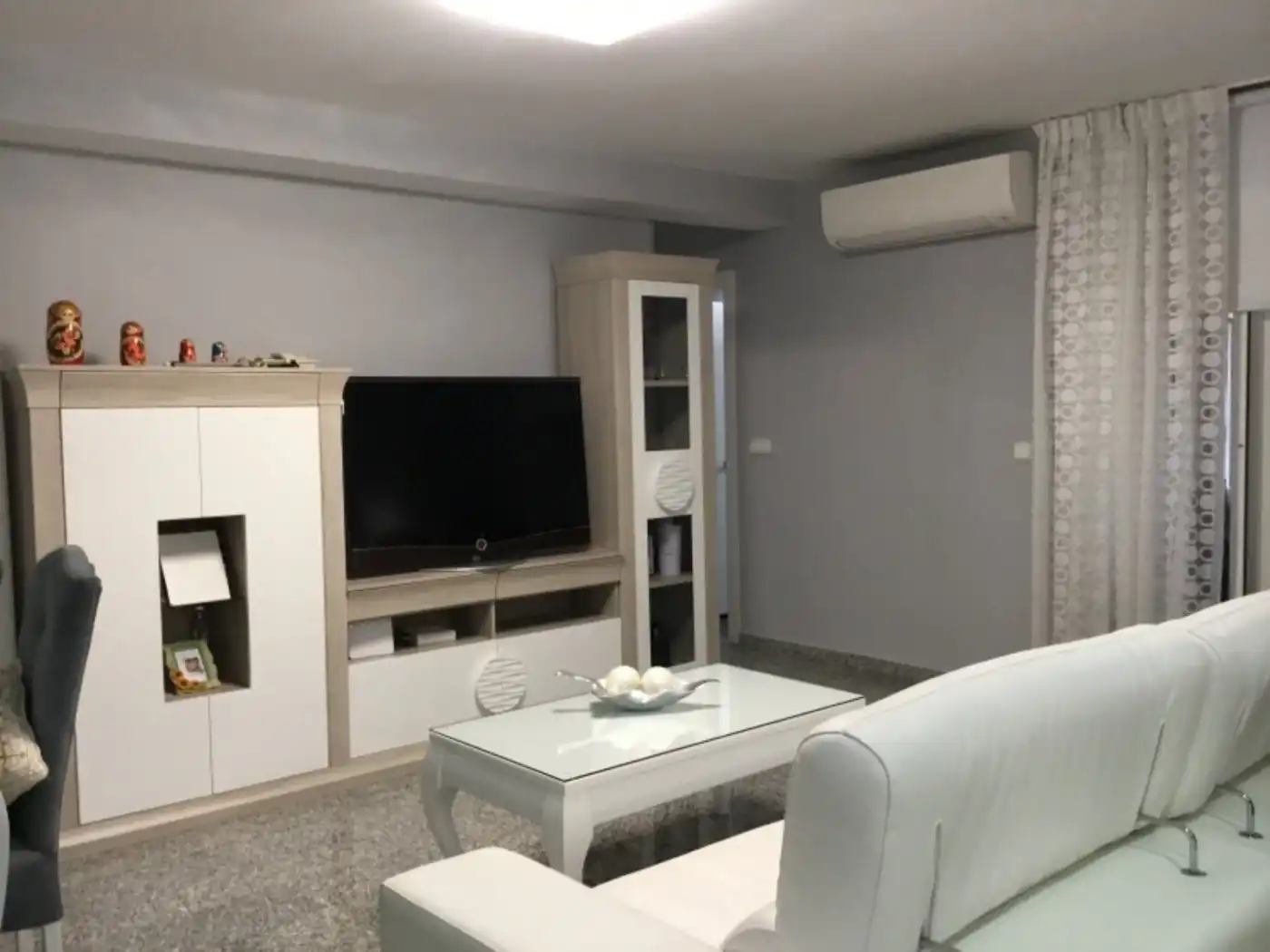 Living room of Flat for sale in Murcia  with Air Conditioner, Furnished and Balcony