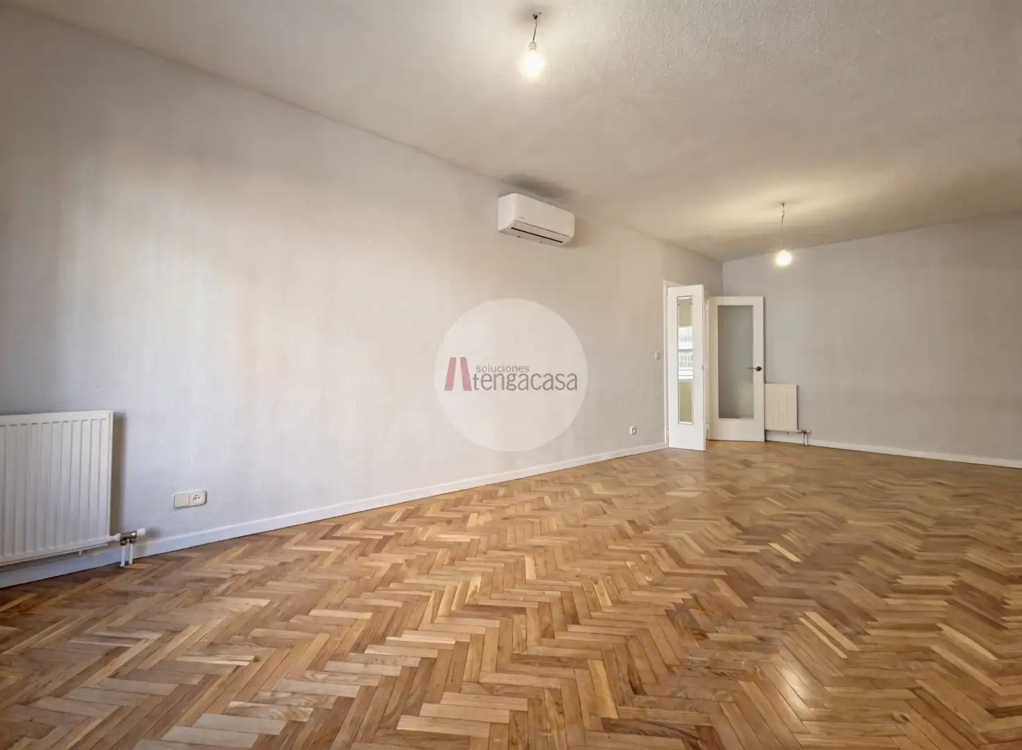 Dormitori de Pis en venda en  Madrid Capital amb Aire condicionat, Calefacció i Parquet