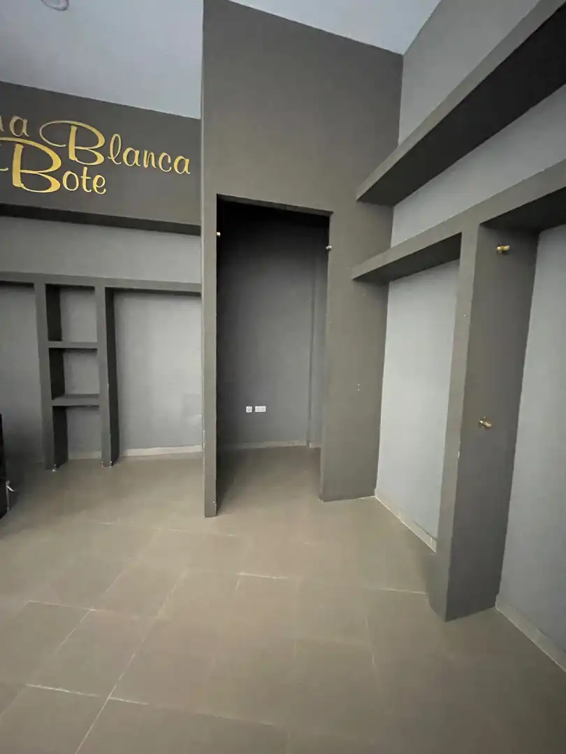 Local comercial en alquiler en Calle Méndez Núñez, imagen 7