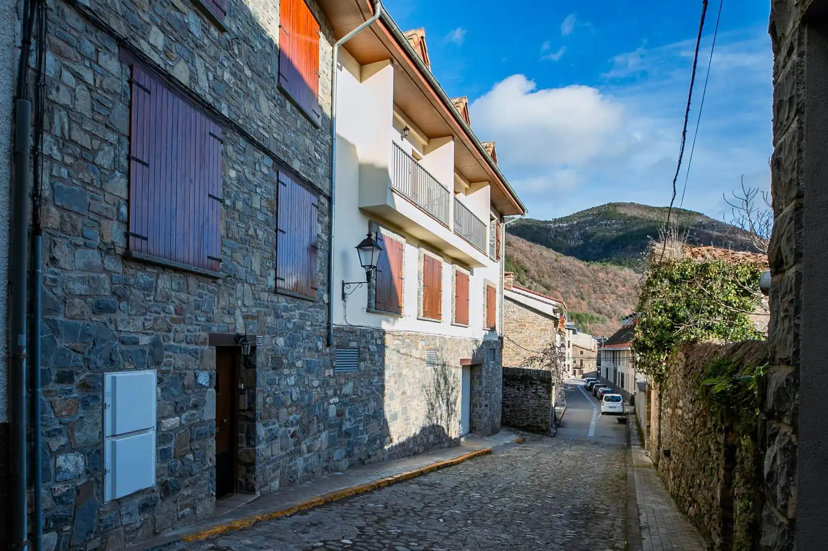 Vista exterior de Dúplex en venta en Biescas con Calefacción, Trastero y Amueblado