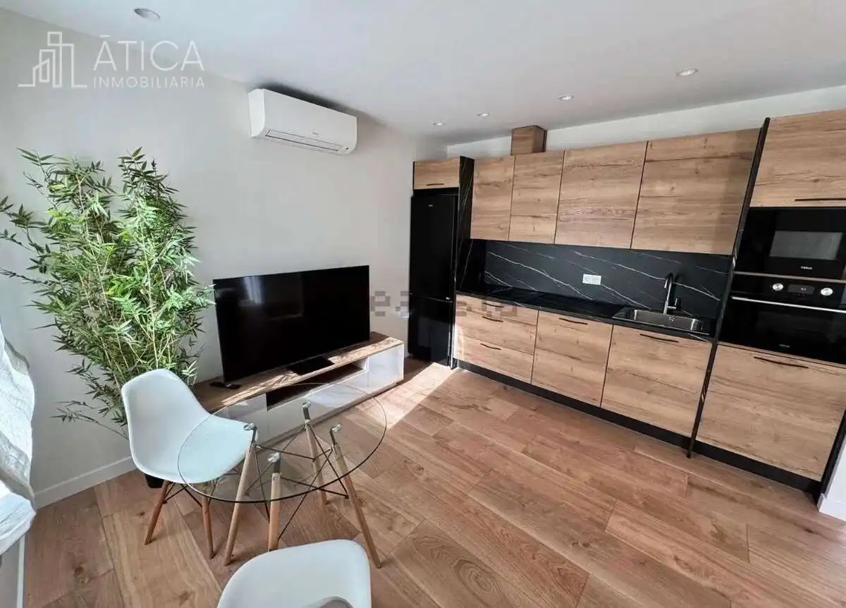 Sala de estar de Apartamento de alquiler en Salamanca con Calefacción y Amueblado