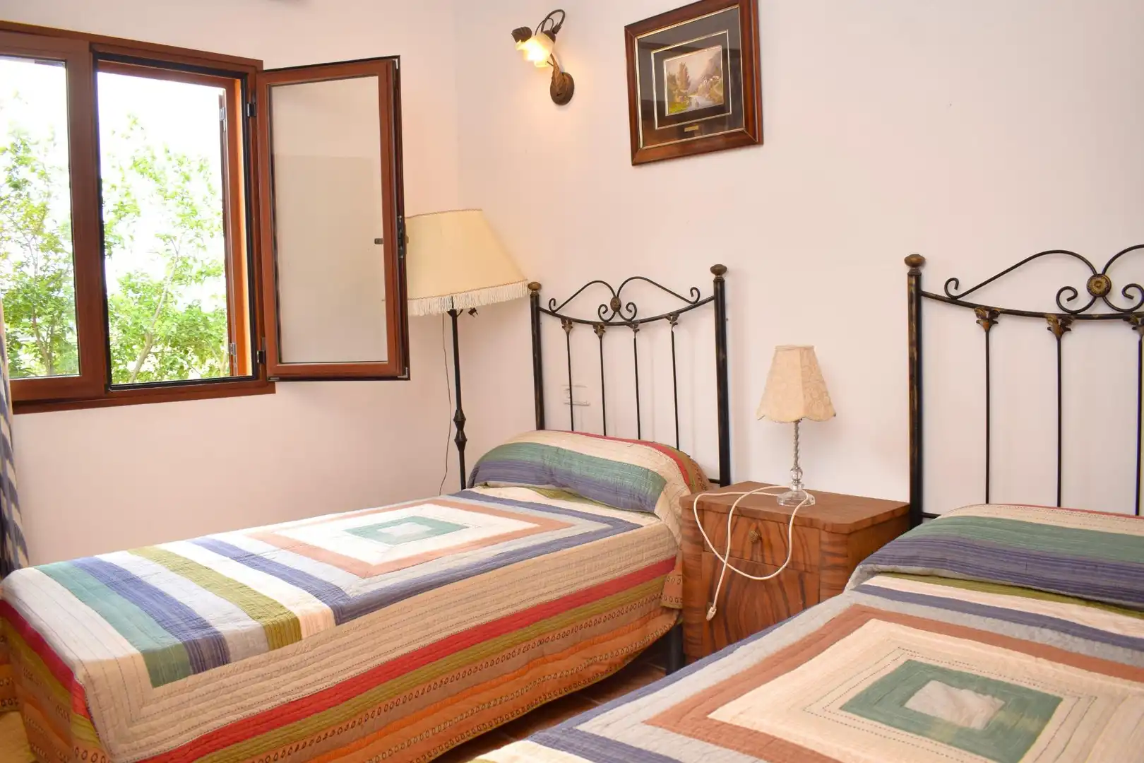 Schlafzimmer von Country house zur Miete in Sa Pobla mit Privatgarten, Terrasse und Möbliert
