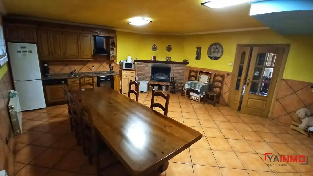 Comedor de Casa o chalet en venta en Samaniego con Calefacción, Terraza y Trastero