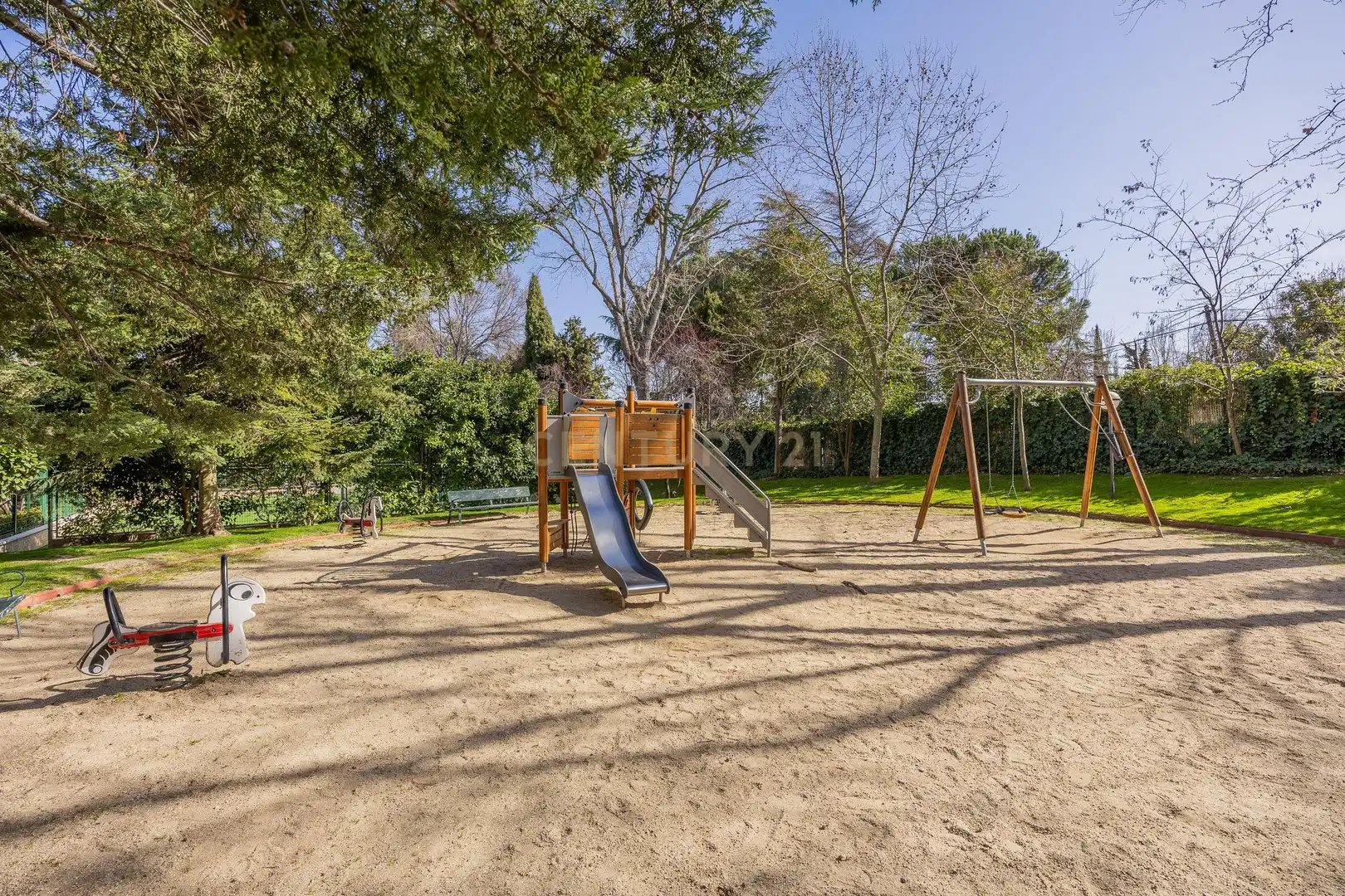 Jardín de Apartamento en venta en Madrid con Piscina