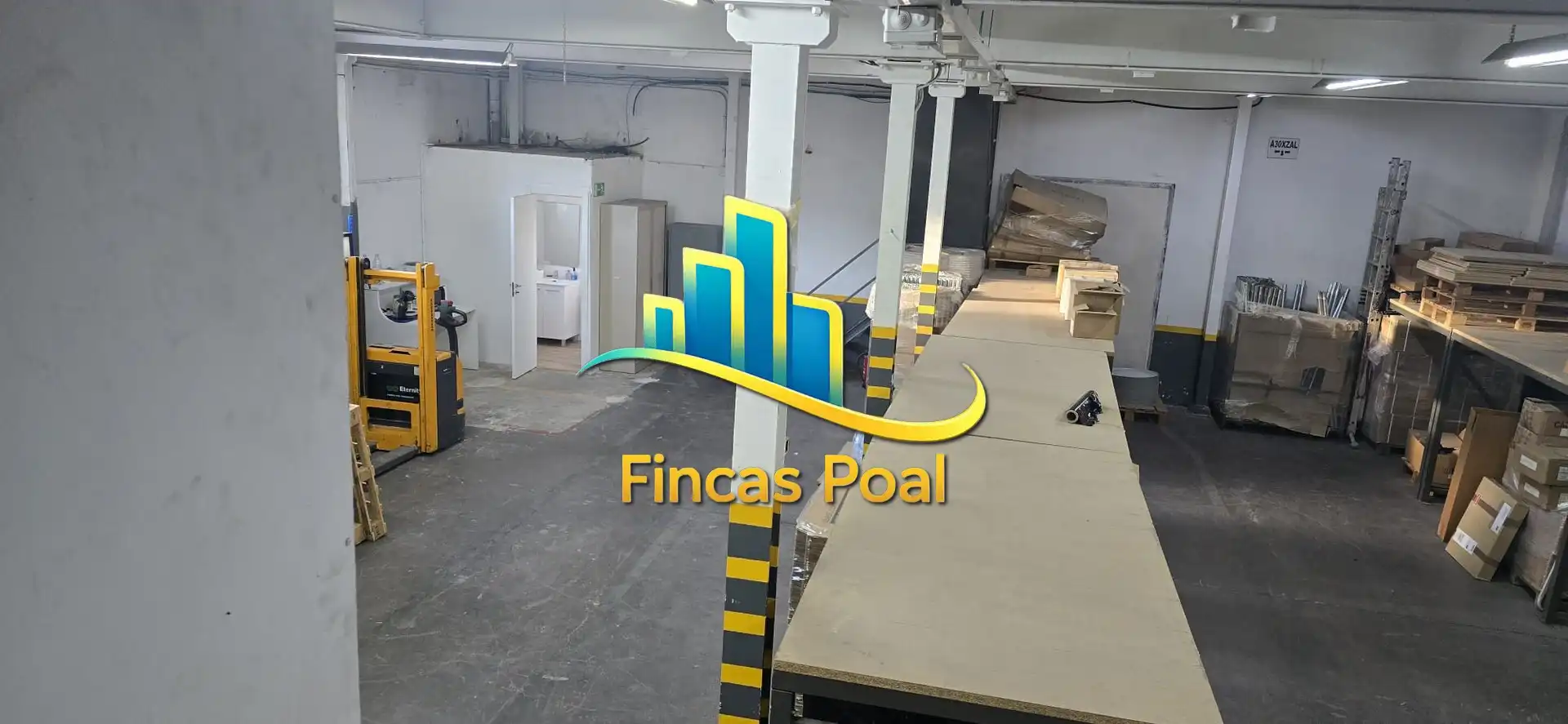 Nave industrial en venta en Rubí