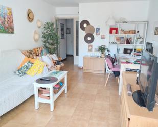 Sala d'estar de Pis en venda en Calafell amb Calefacció, Balcó i Piscina comunitària