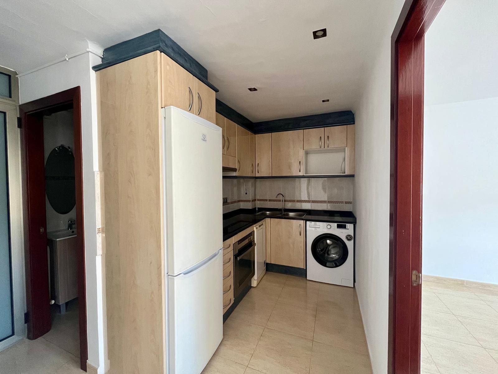Cuina de Apartament en venda en Badalona amb Aire condicionat i Calefacció
