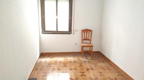 Foto 3 de Casa adosada en venda a Burgohondo, Ávila