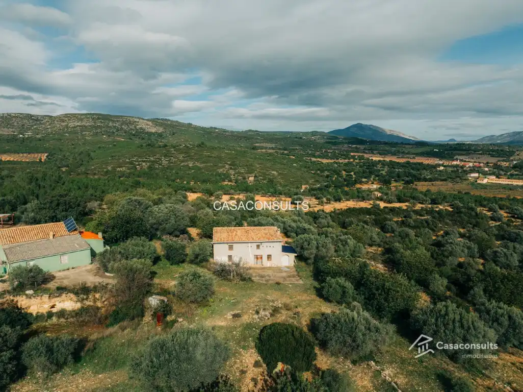 Casa rustica con terrazza in vendita a Useras /  Les Useres