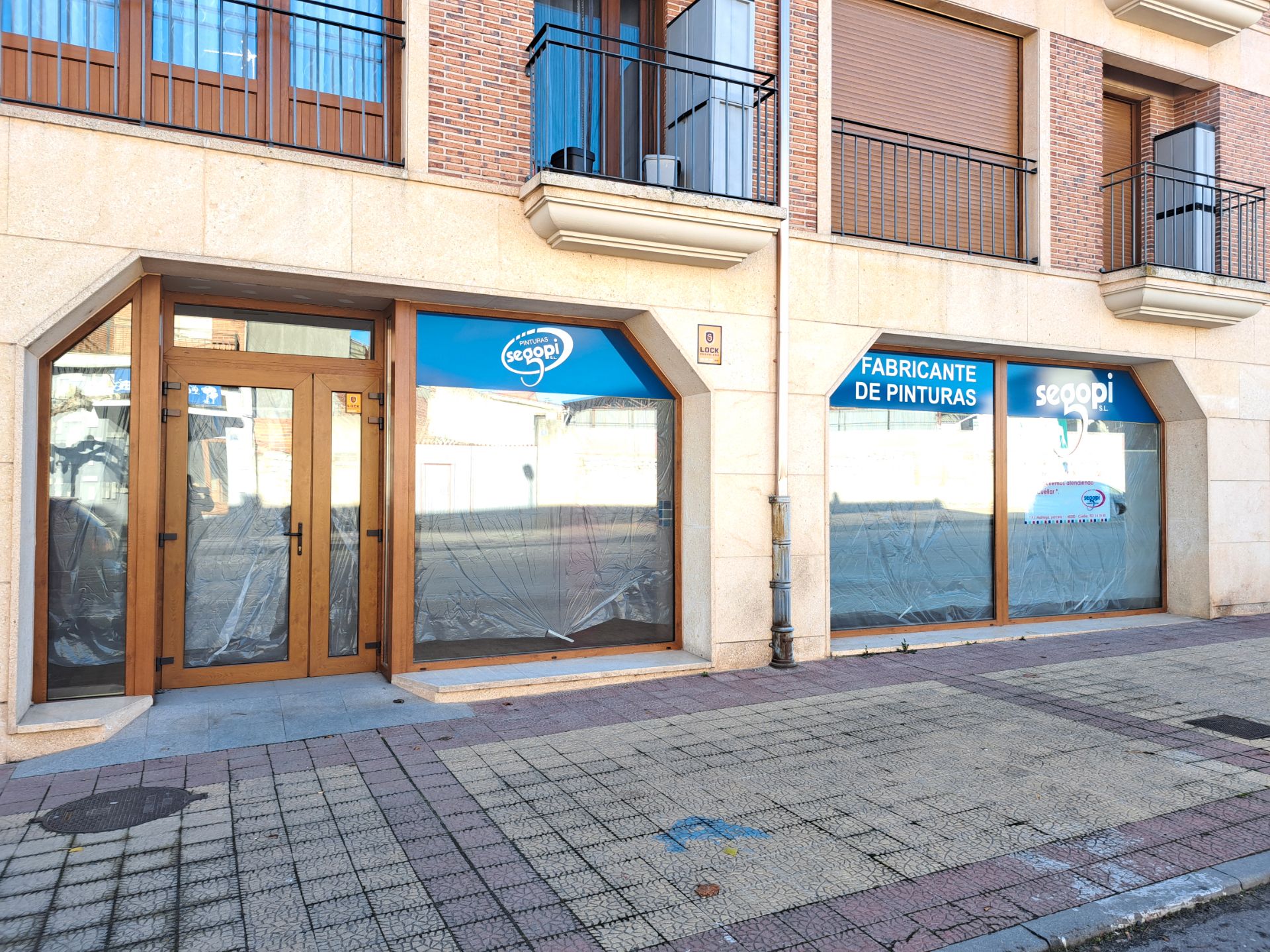 Premises to rent in Íscar  with Parquet flooring, Internet and Alarm