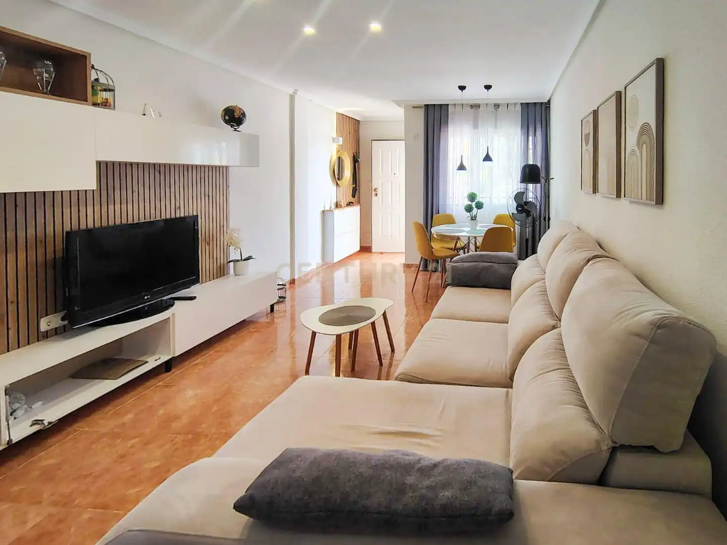 Living room of Apartments for rent in Elche / Elx  with Air Conditioner, Oven and Washing machine
