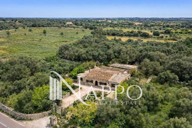 Casa-chalet en Venta en Poligono 5 en Es Llombards