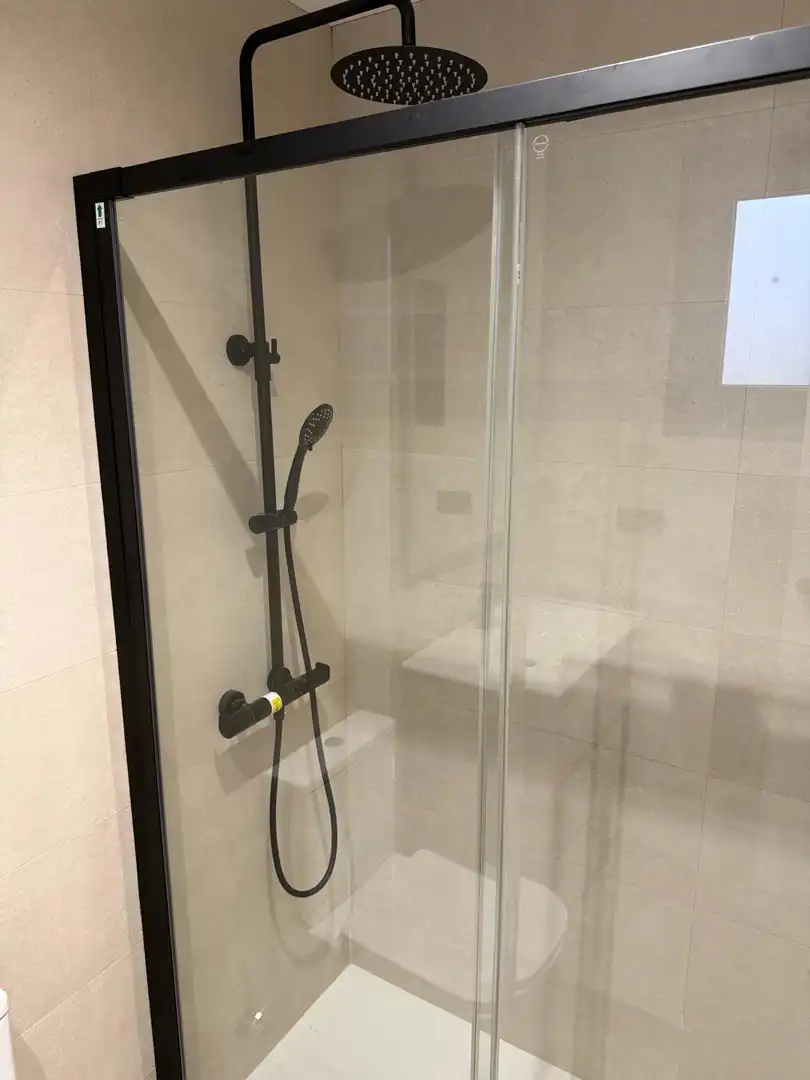 Bany de Pis en venda en Elche / Elx amb Aire condicionat i Terrassa