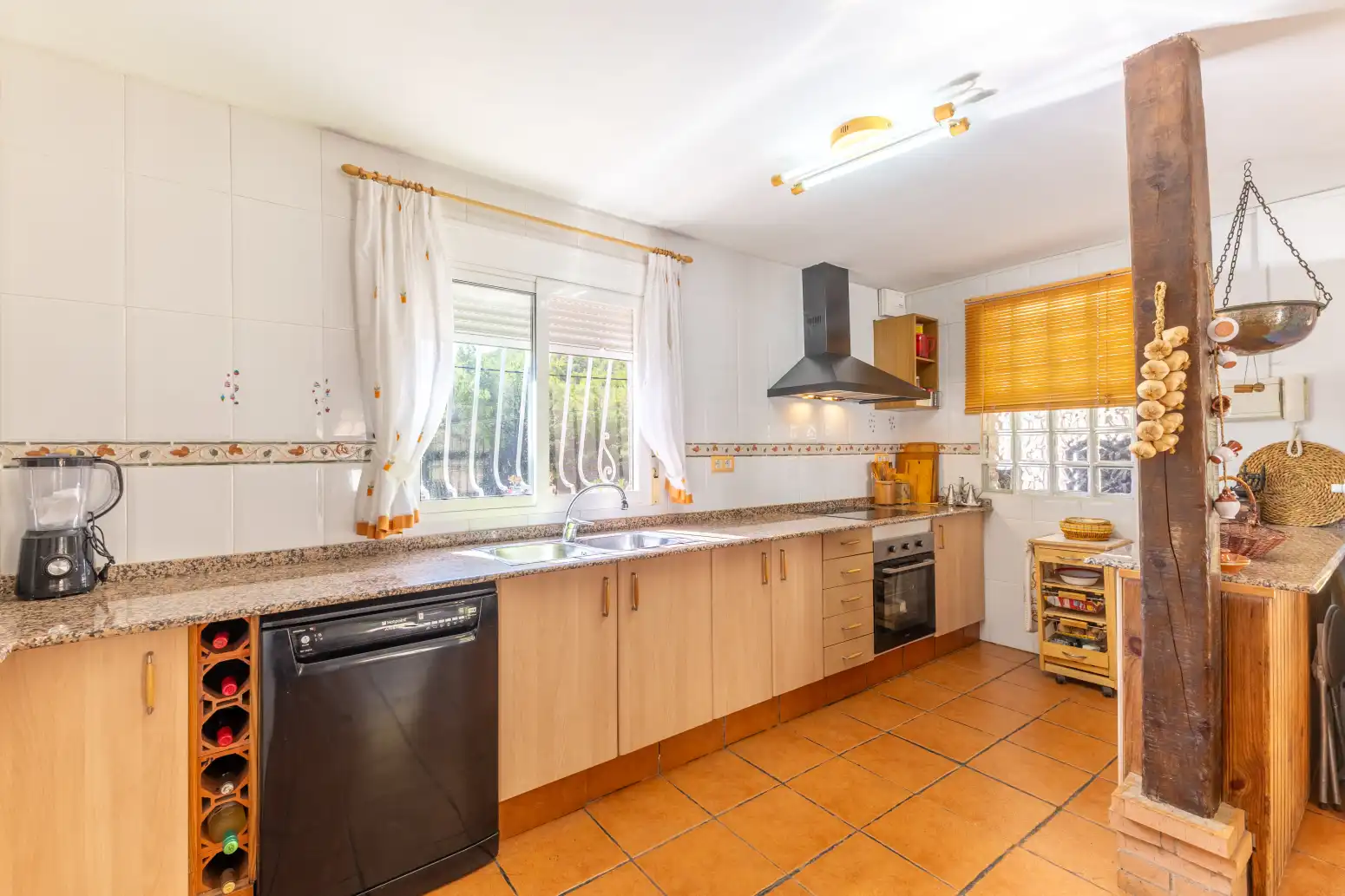 Cuina de Casa o xalet en venda en Albalat dels Tarongers amb Terrassa i Moblat