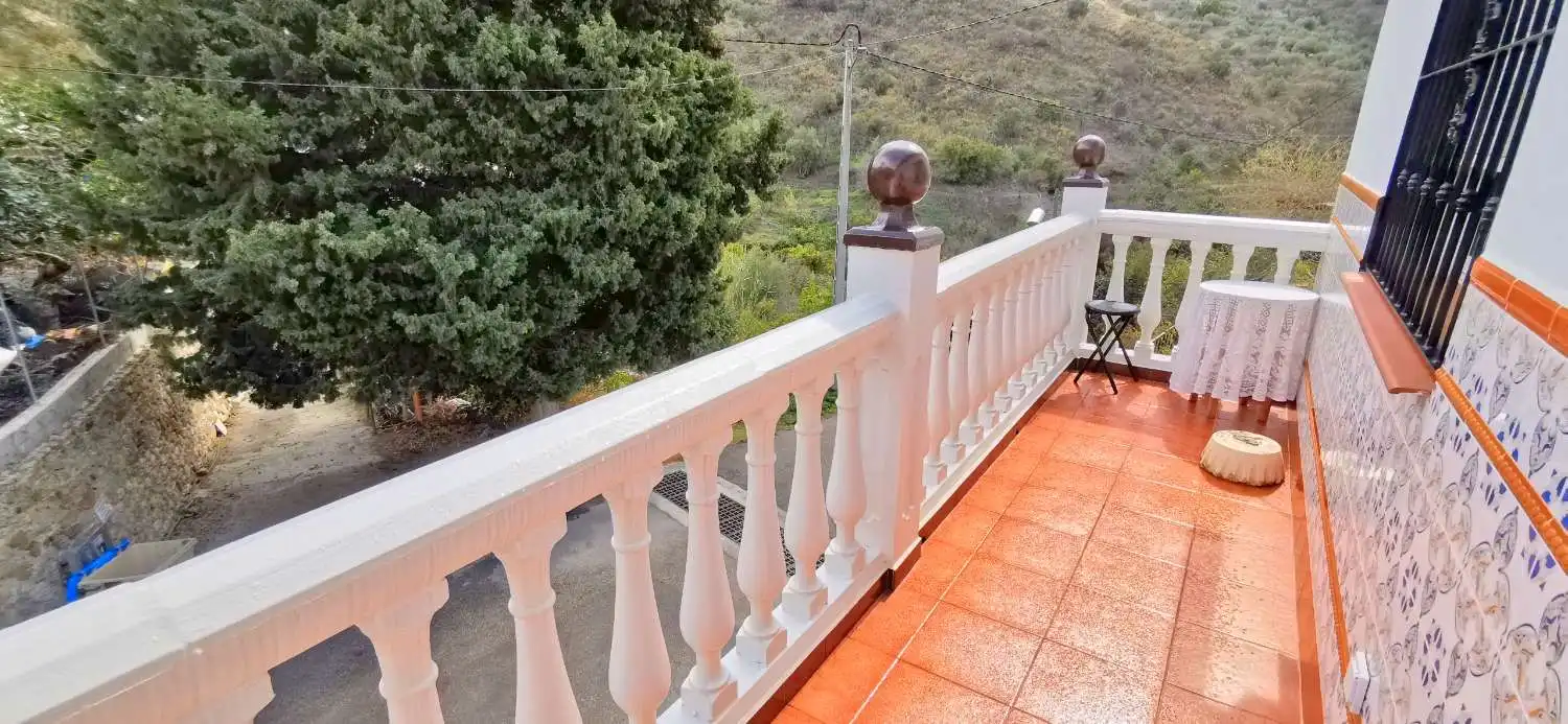 Terrassa de Casa o xalet en venda en Canillas de Aceituno amb Jardí privat, Terrassa i Traster