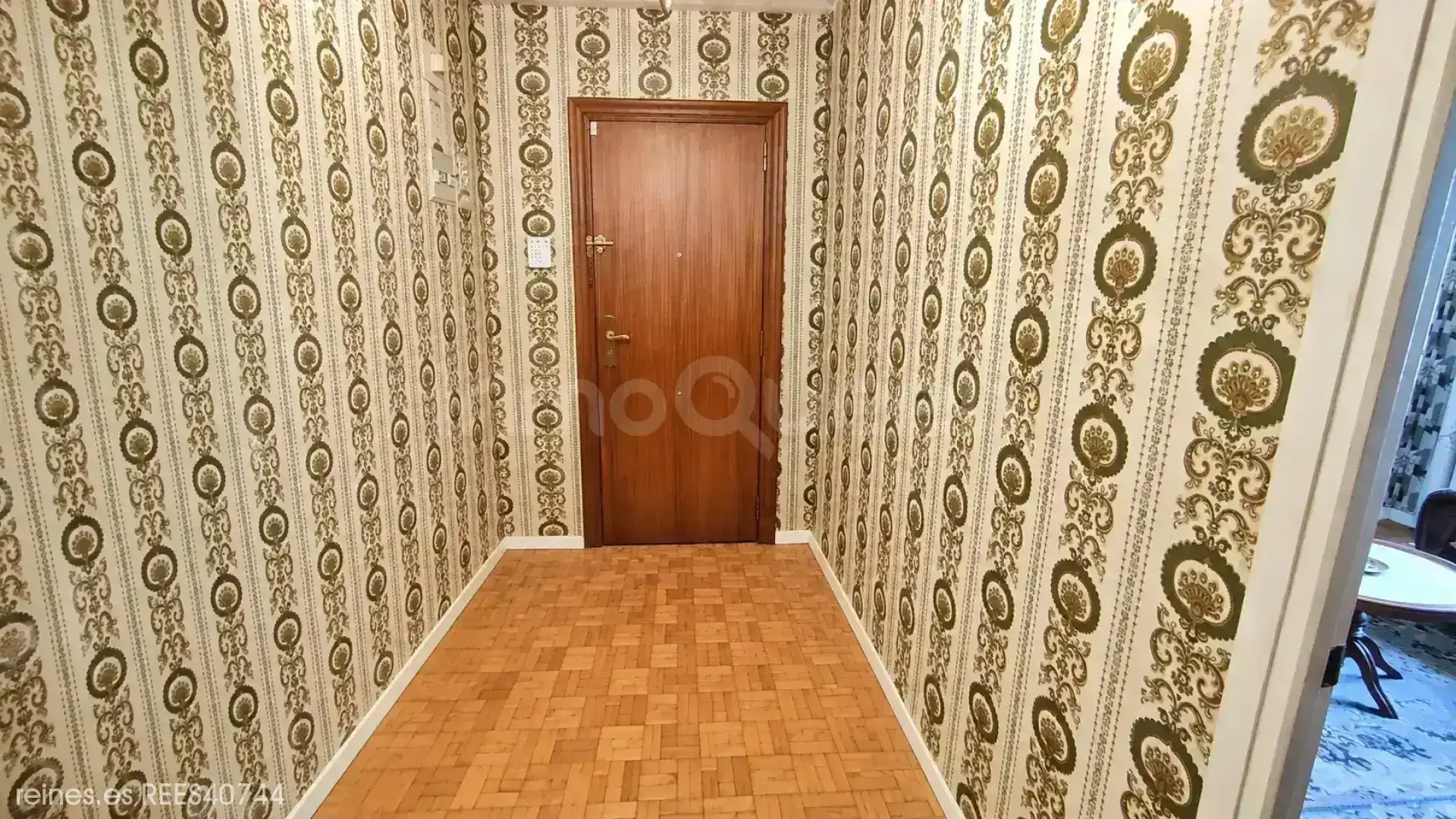 Piso en venta en Torrelavega  con Calefacción, Terraza y Amueblado