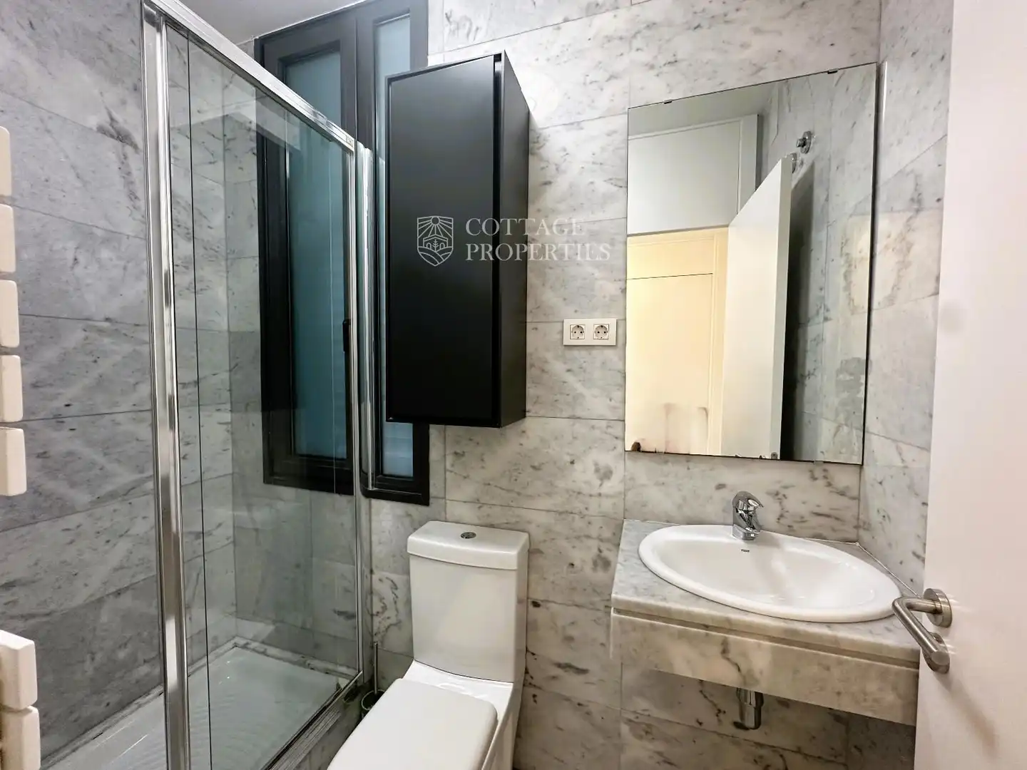 Baño de Casa o chalet en venta en Sant Vicenç de Montalt con Aire acondicionado, Calefacción y Piscina