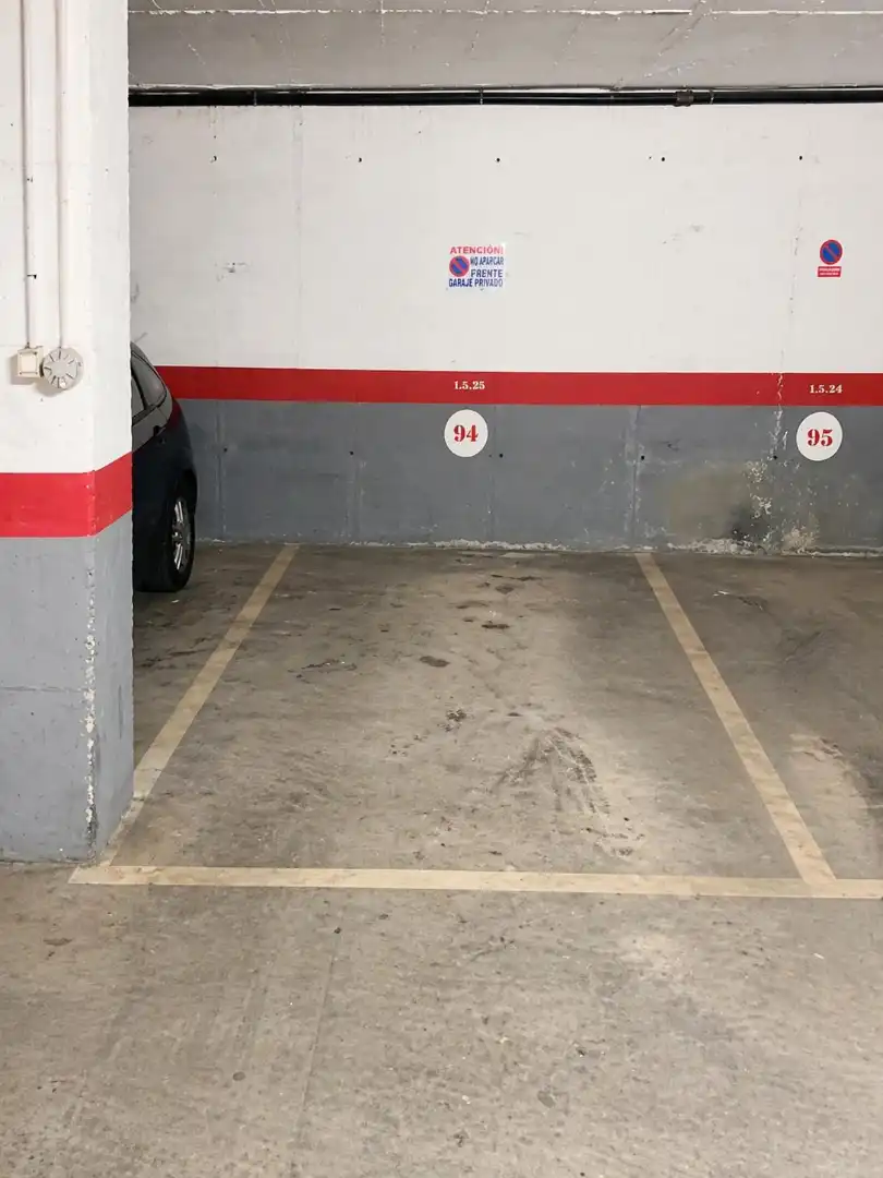 Parkplatz von Dachboden zum Verkauf in Benalmádena mit Klimaanlage, Heizung und Terrasse