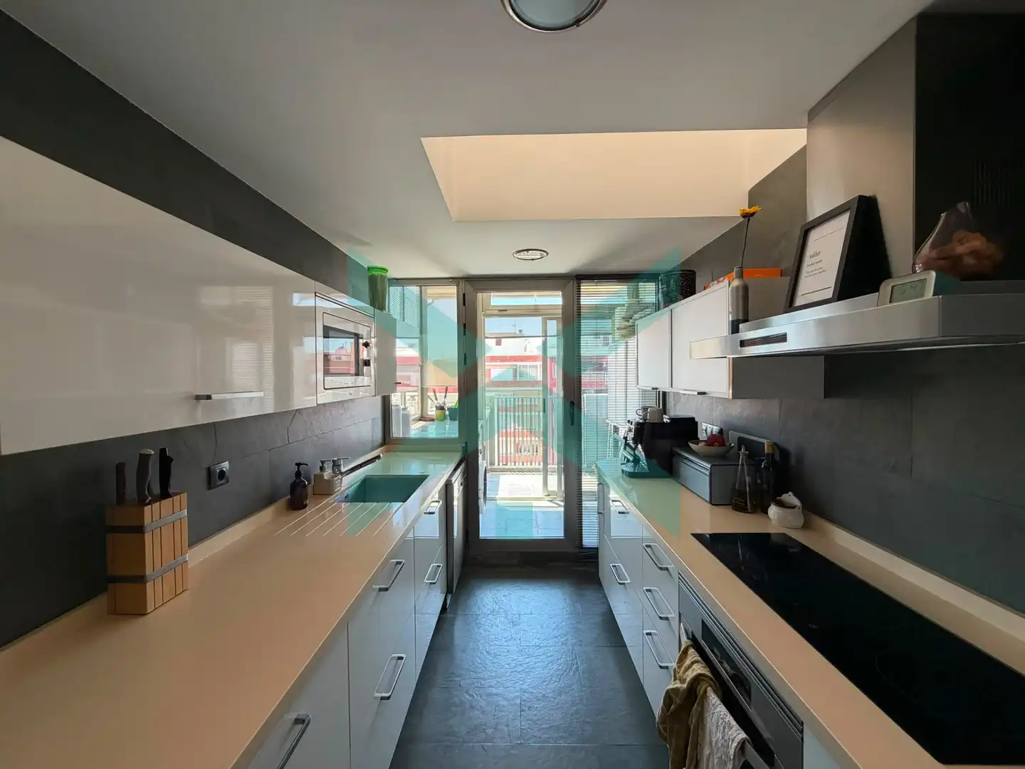 Ático con terraza en venta en Avinguda General Marvá, imagen 3