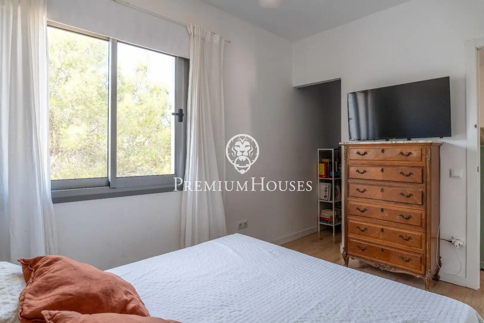 Dormitori de Casa o xalet en venda en Sant Pere de Ribes amb Aire condicionat, Calefacció i Jardí privat