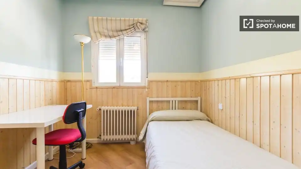 Room in La Florida - El Plantío