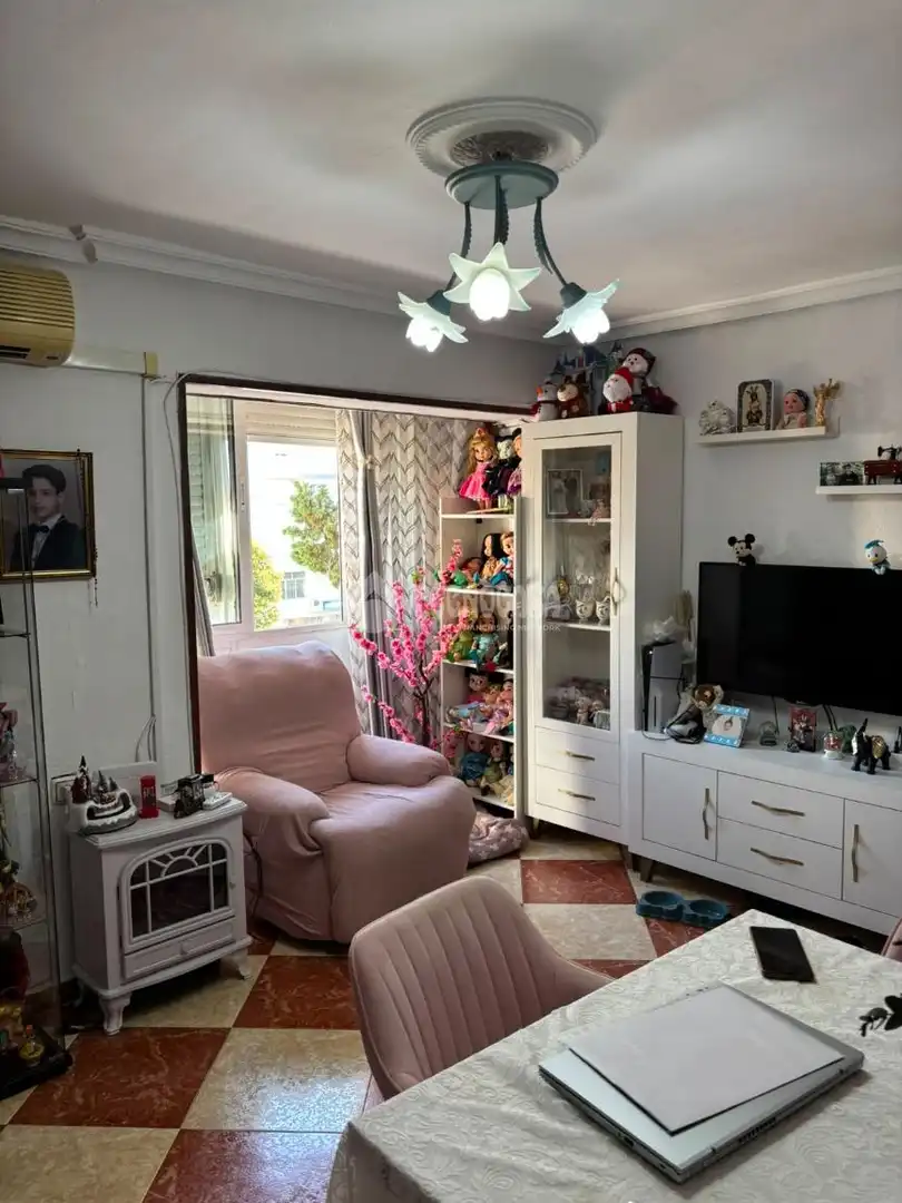 Sala d'estar de Pis en venda en Sevilla