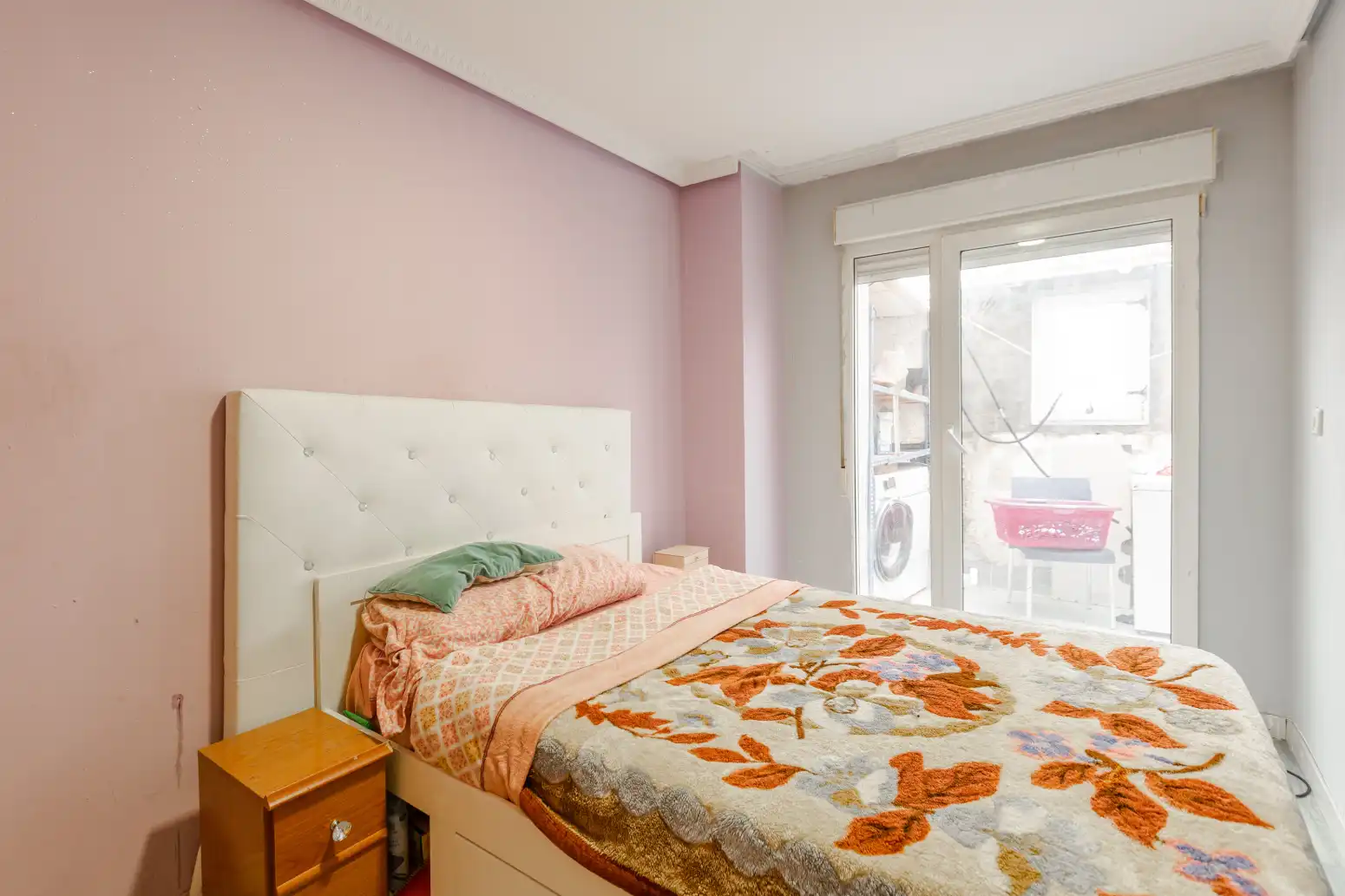 Habitación de Piso en venta en  Pamplona / Iruña con Calefacción y Terraza
