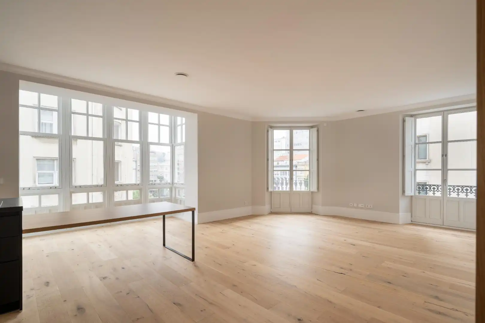 Sala d'estar de Pis en venda en A Coruña Capital  amb Parquet i Balcó