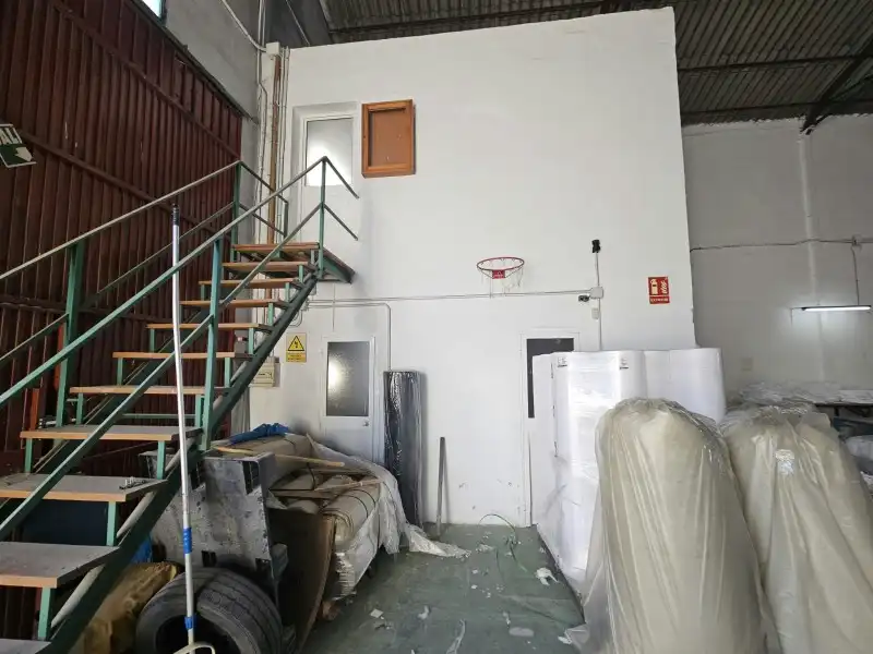 Nave industrial en venta en Navas del Sepillar