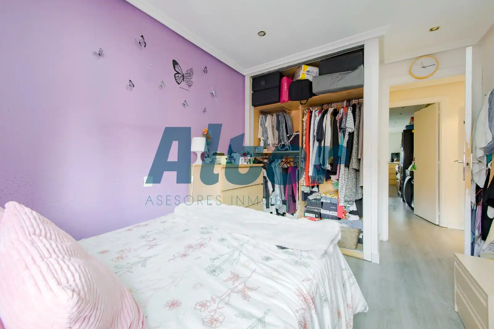 Bedroom of Flat for sale in Madrid  with Air Conditioner, Heating and Storage room