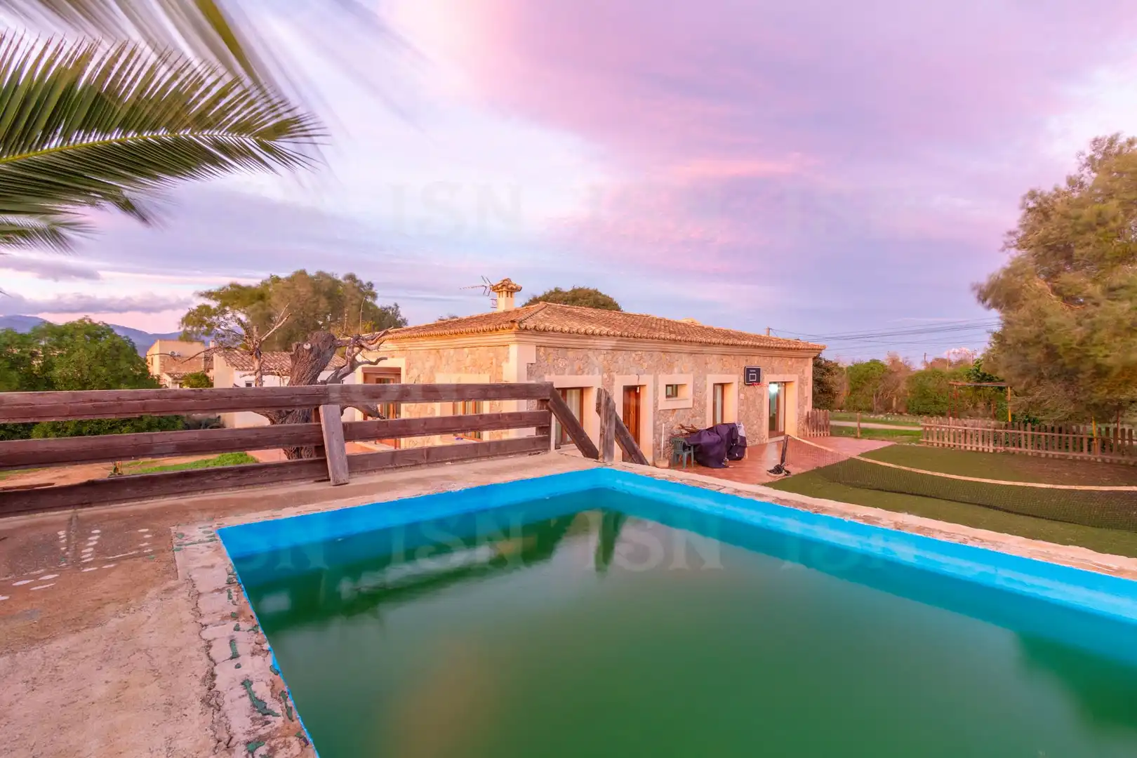 Vista exterior de Casa o chalet en venta en Santa Eugènia con Aire acondicionado, Calefacción y Terraza