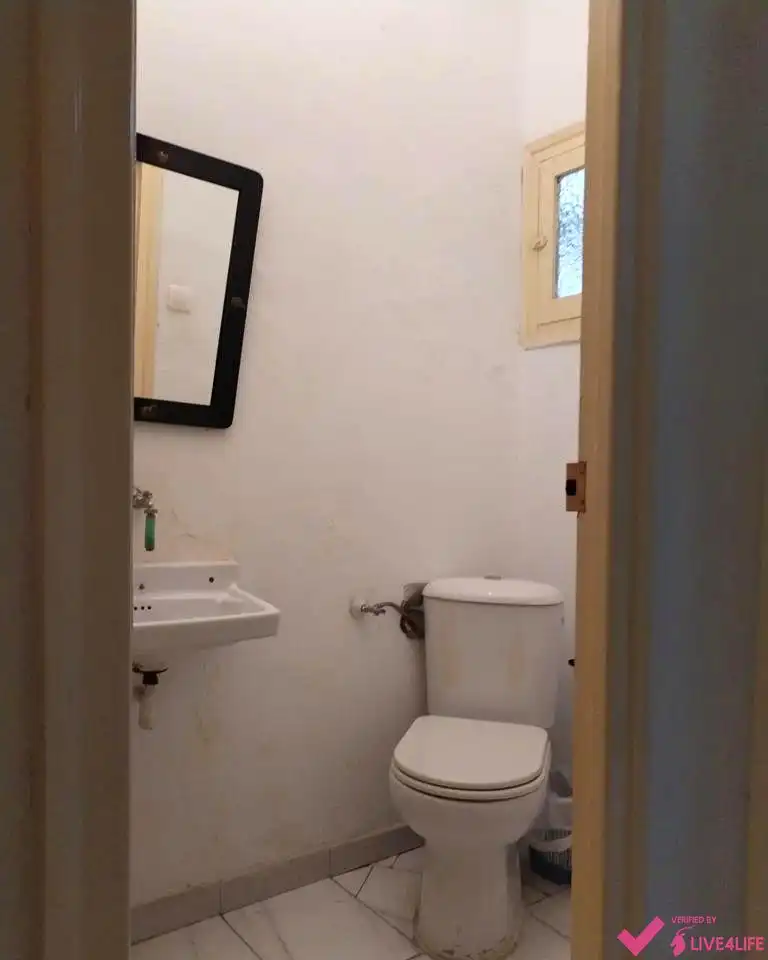 Baño de Planta baja de alquiler en Granada con Amueblado