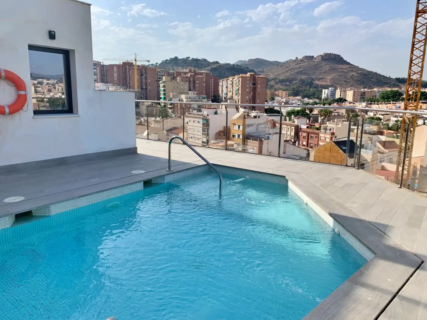 Piscina de Piso de alquiler en Málaga con Aire acondicionado, Calefacción y Terraza