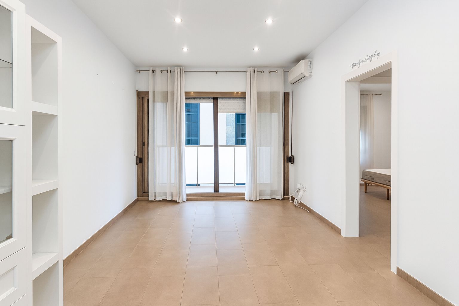 Flat to rent in Esplugues de Llobregat  with Air Conditioner, Balcony and Community pool