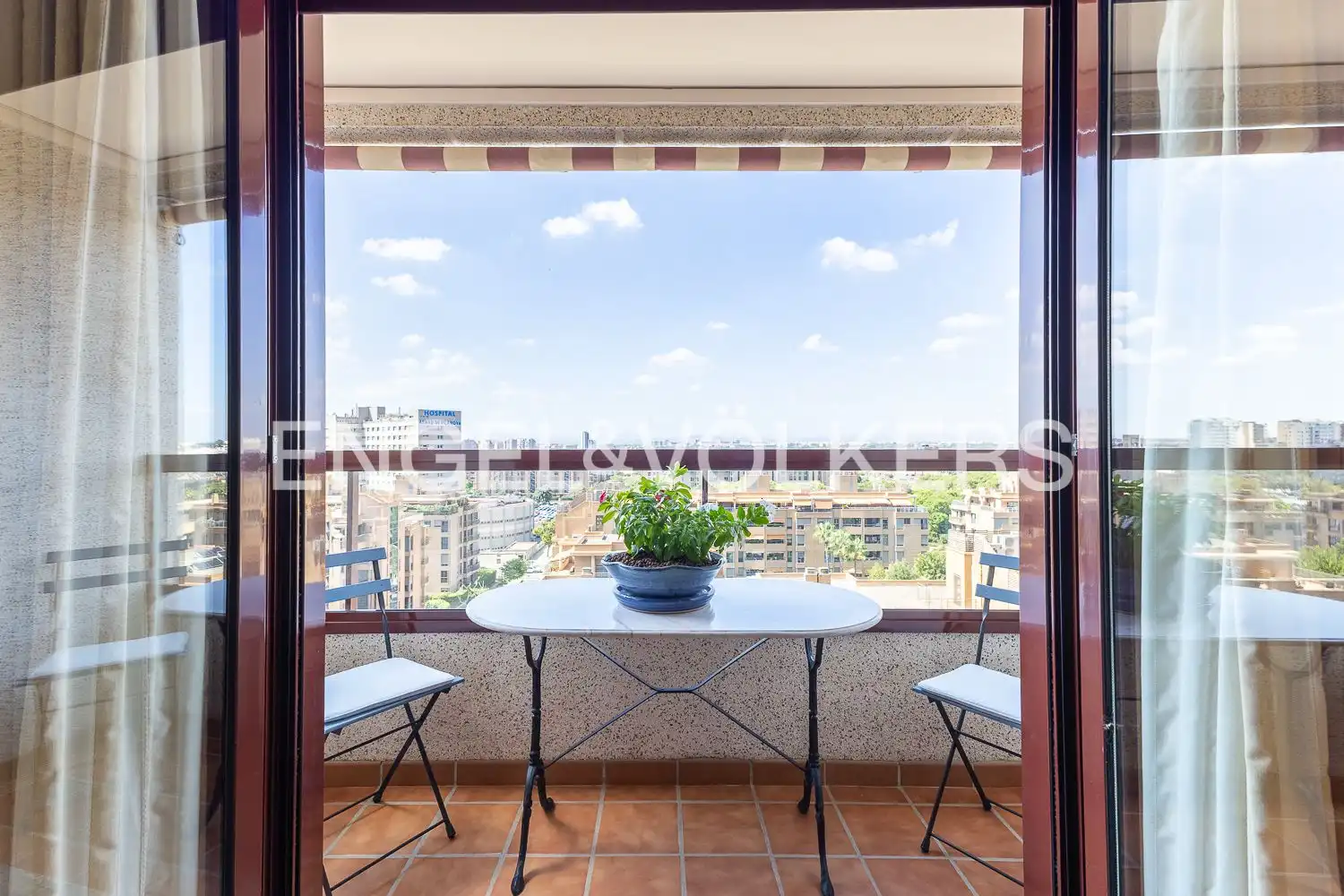 Flat with terrace for sale in Avinguda de les Corts Valencianes, imagen 12