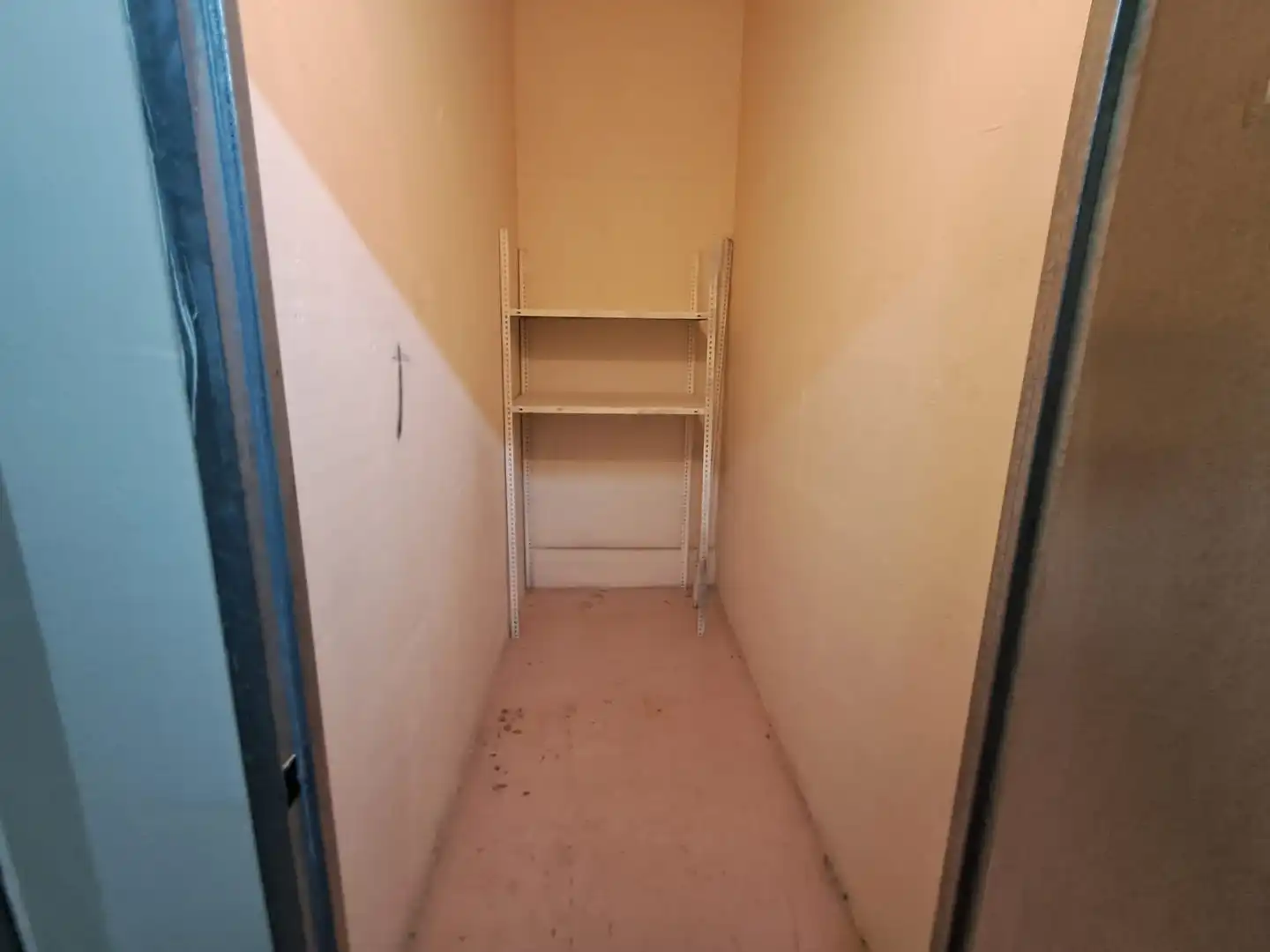 Apartments for rent in Madrid  with Air Conditioner, Heating and Storage room