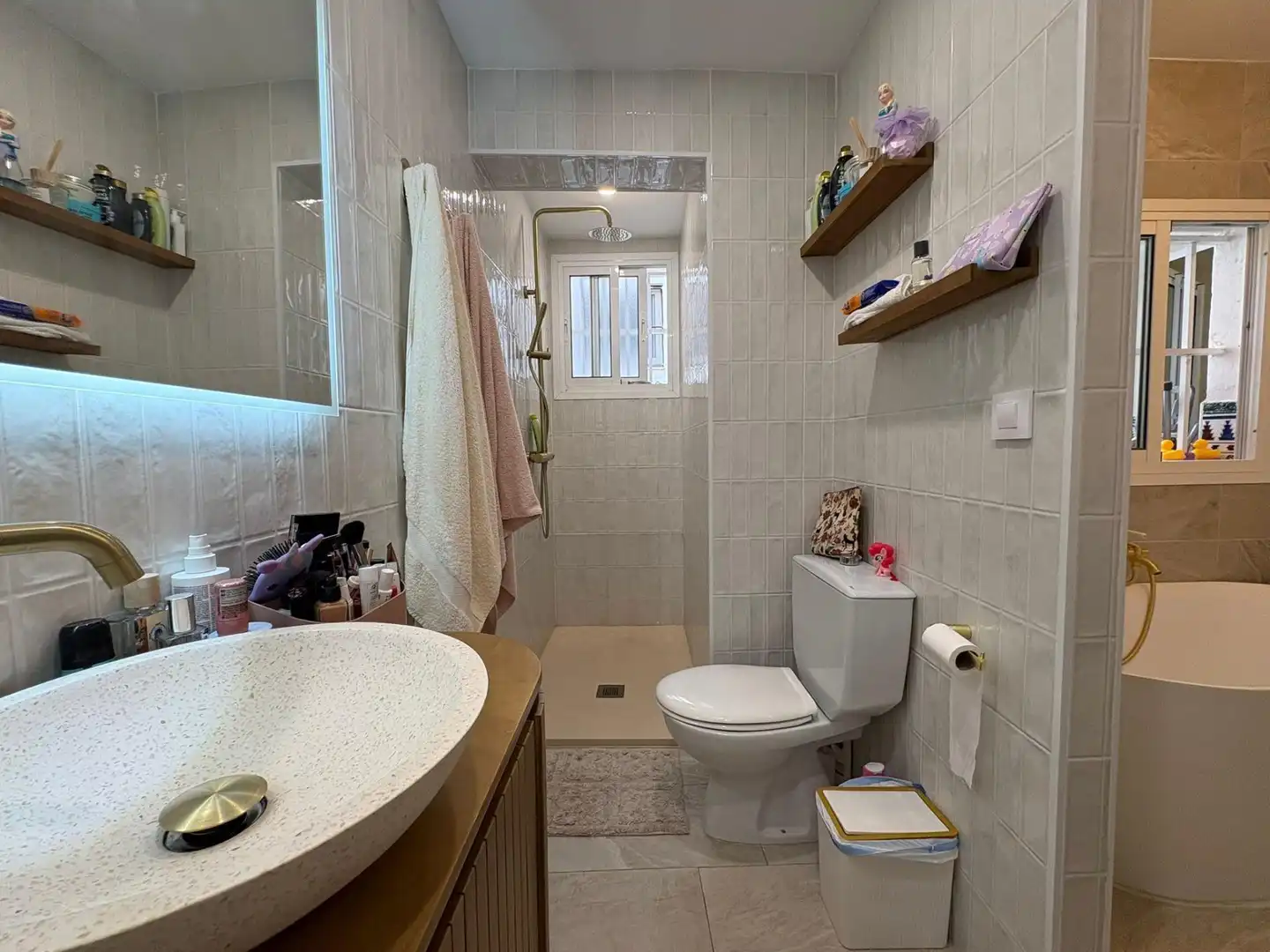 Bathroom of Houses for sale in Algeciras  with Air Conditioner